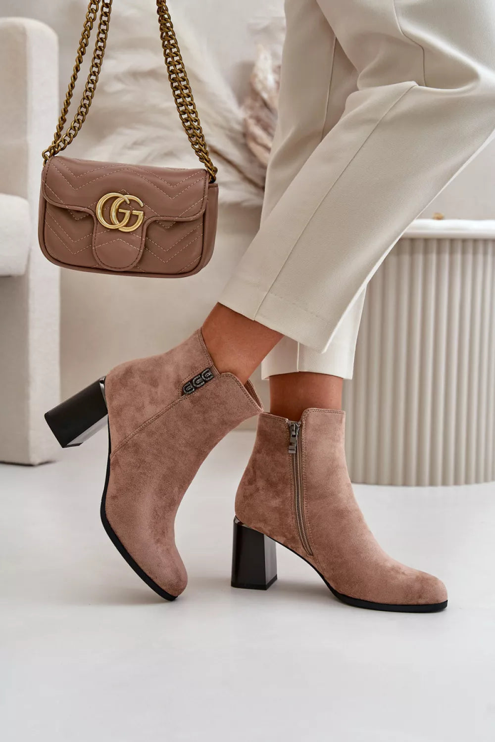 Aukštakulniai batai, modelis 199846. Ženkite į stilių.