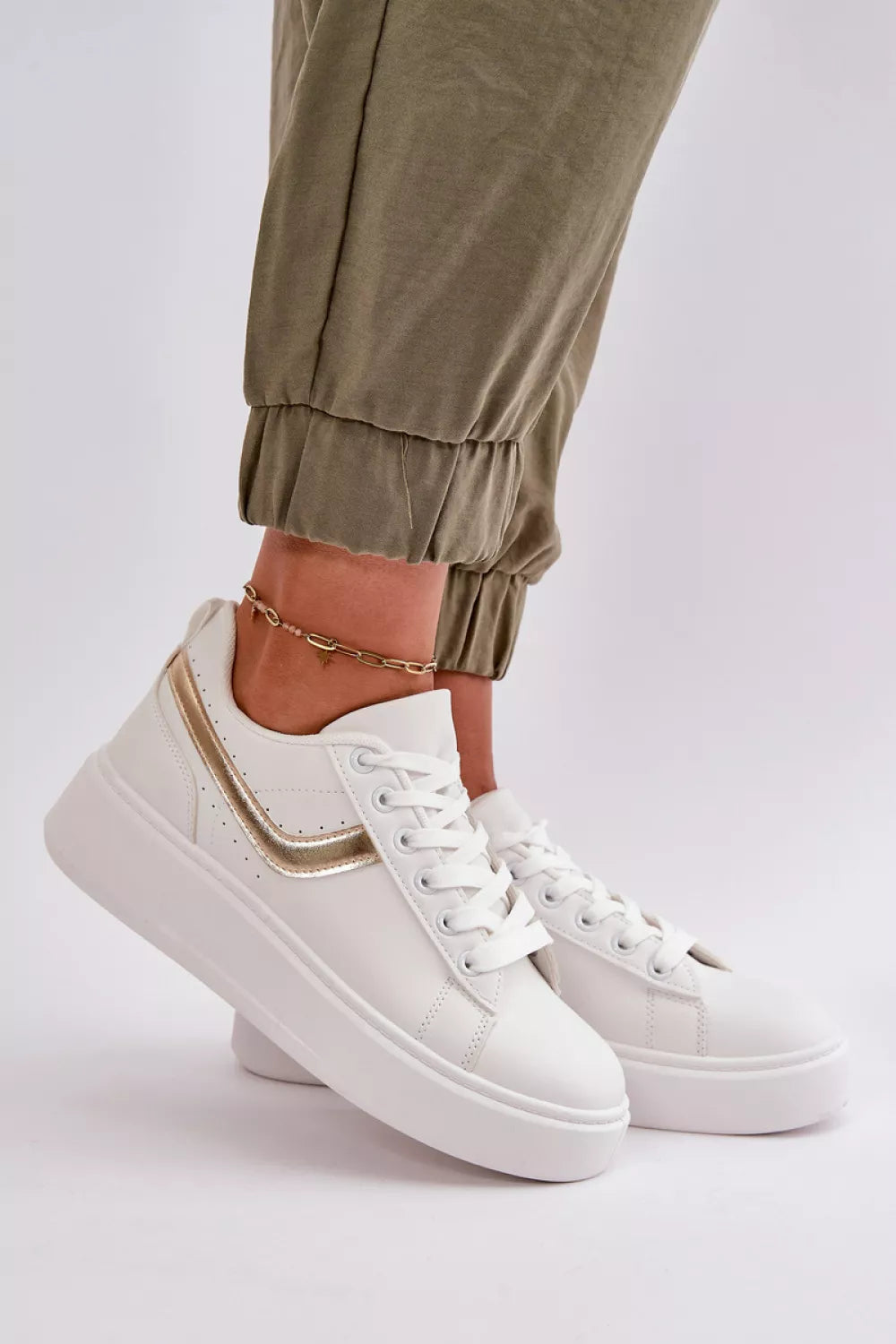 Sportbačiai, modelis 199894. Ženkite į stilių.