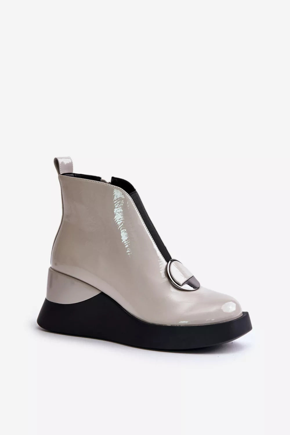 Auliniai batai Buskin, modelis 201015. Ženkite į stilių.