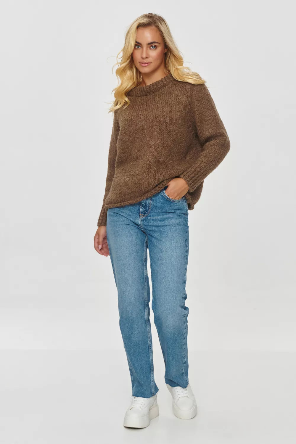 Megztinis modelis 201808 Makadamia
