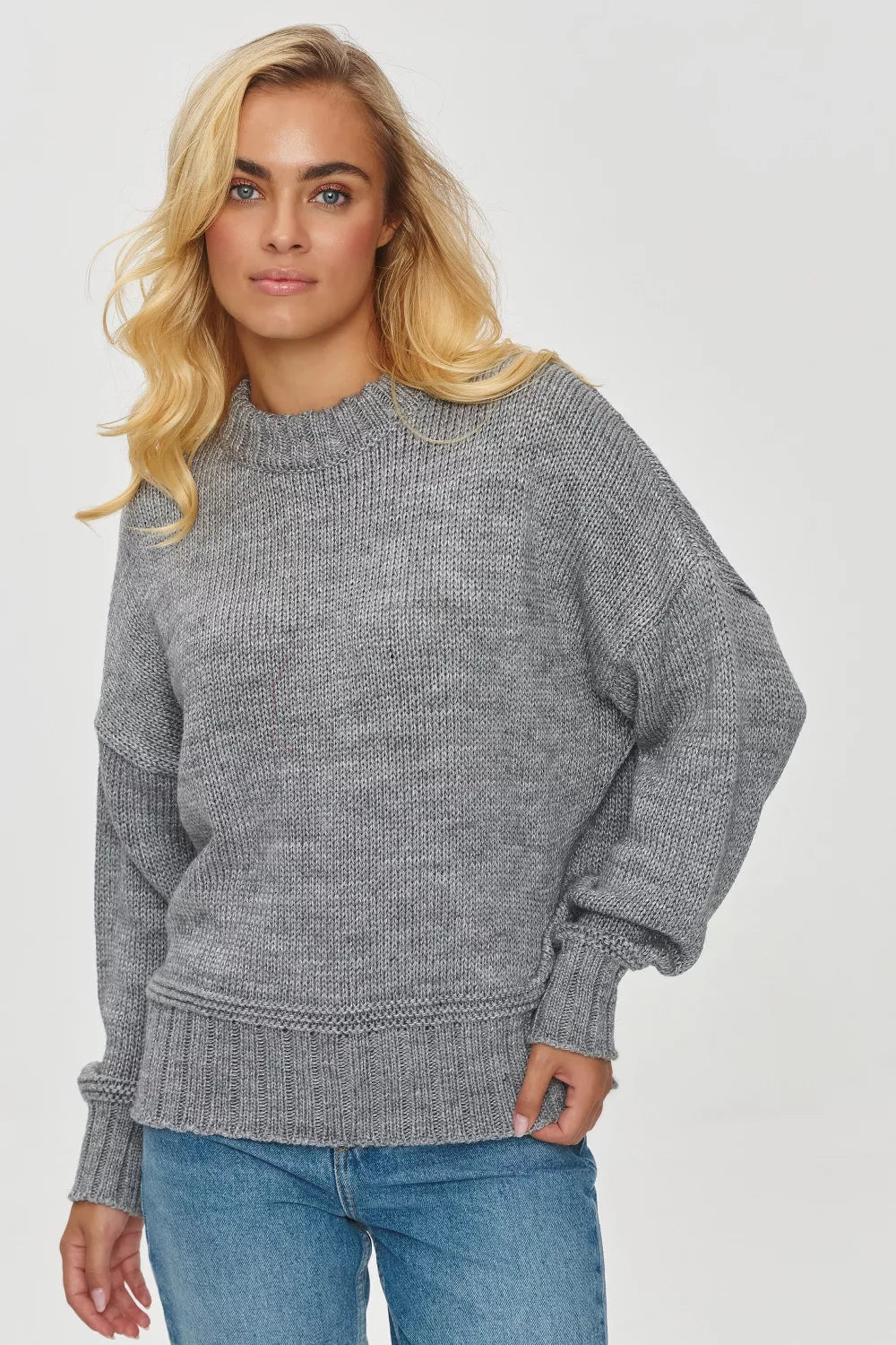 Megztinis modelis 201809 Makadamia