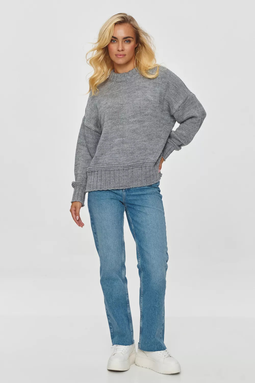 Megztinis modelis 201809 Makadamia