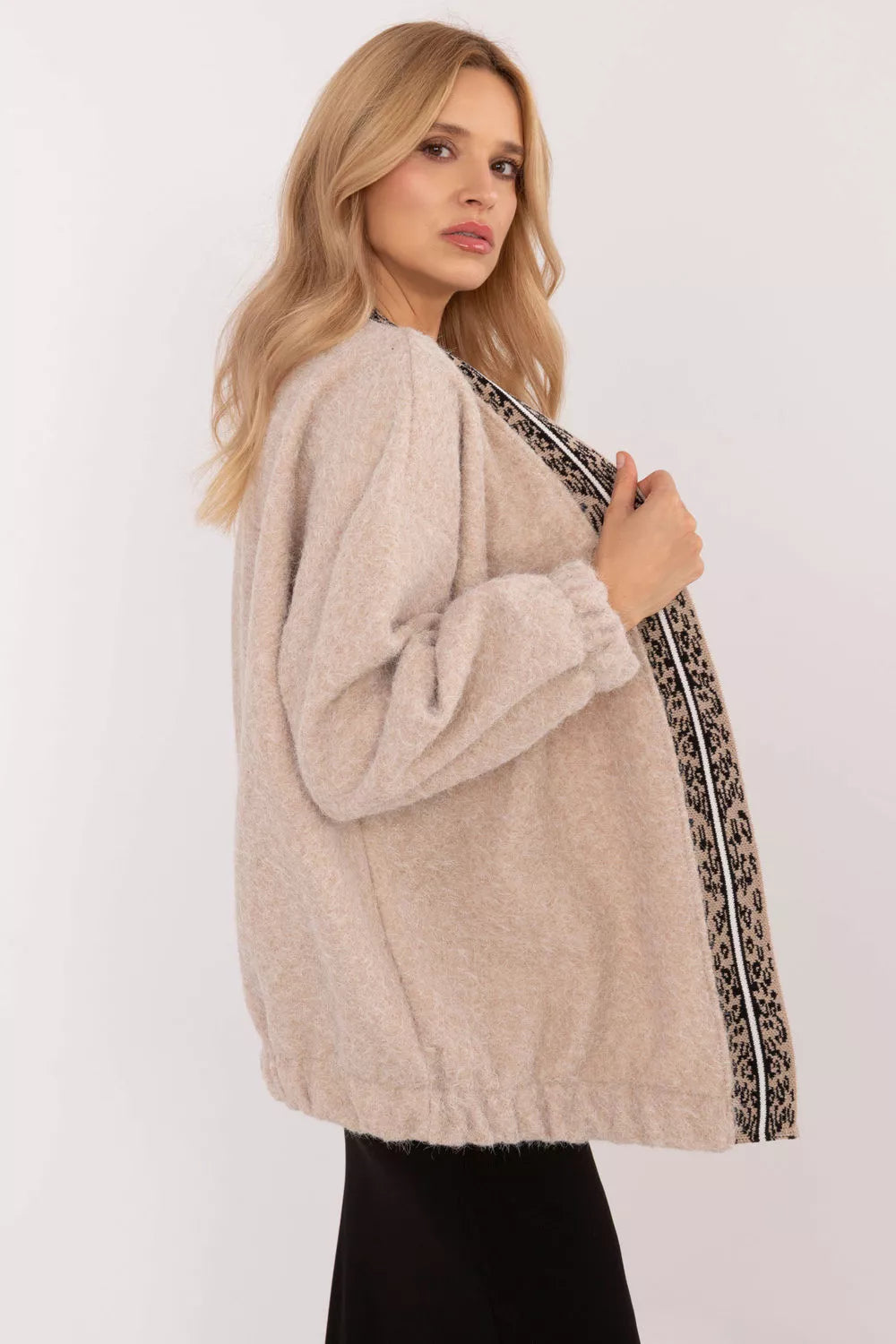 Kardiganas modelis 201876 Italy Moda