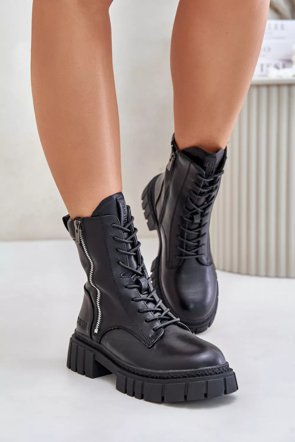 Bateliai modelis 202042 Ženkite į stilių