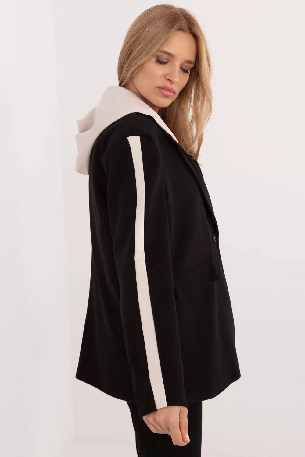 Švarko modelis 202406 Italy Moda