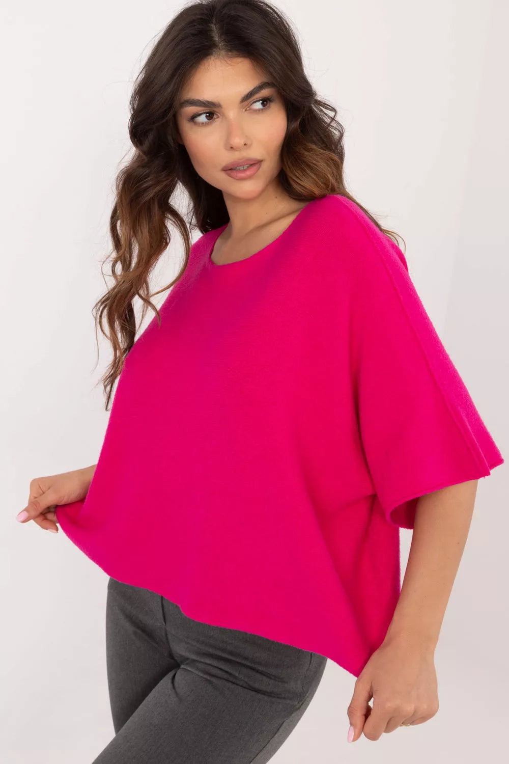 Trumpas megztinis, modelis 202701 Italy Moda