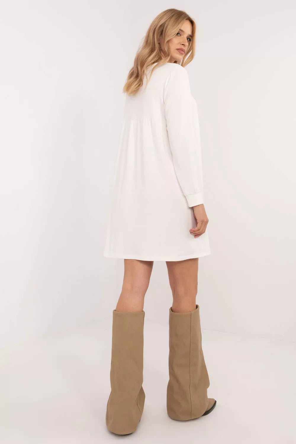 Dieninė suknelė, modelis 202787 Aktualumas