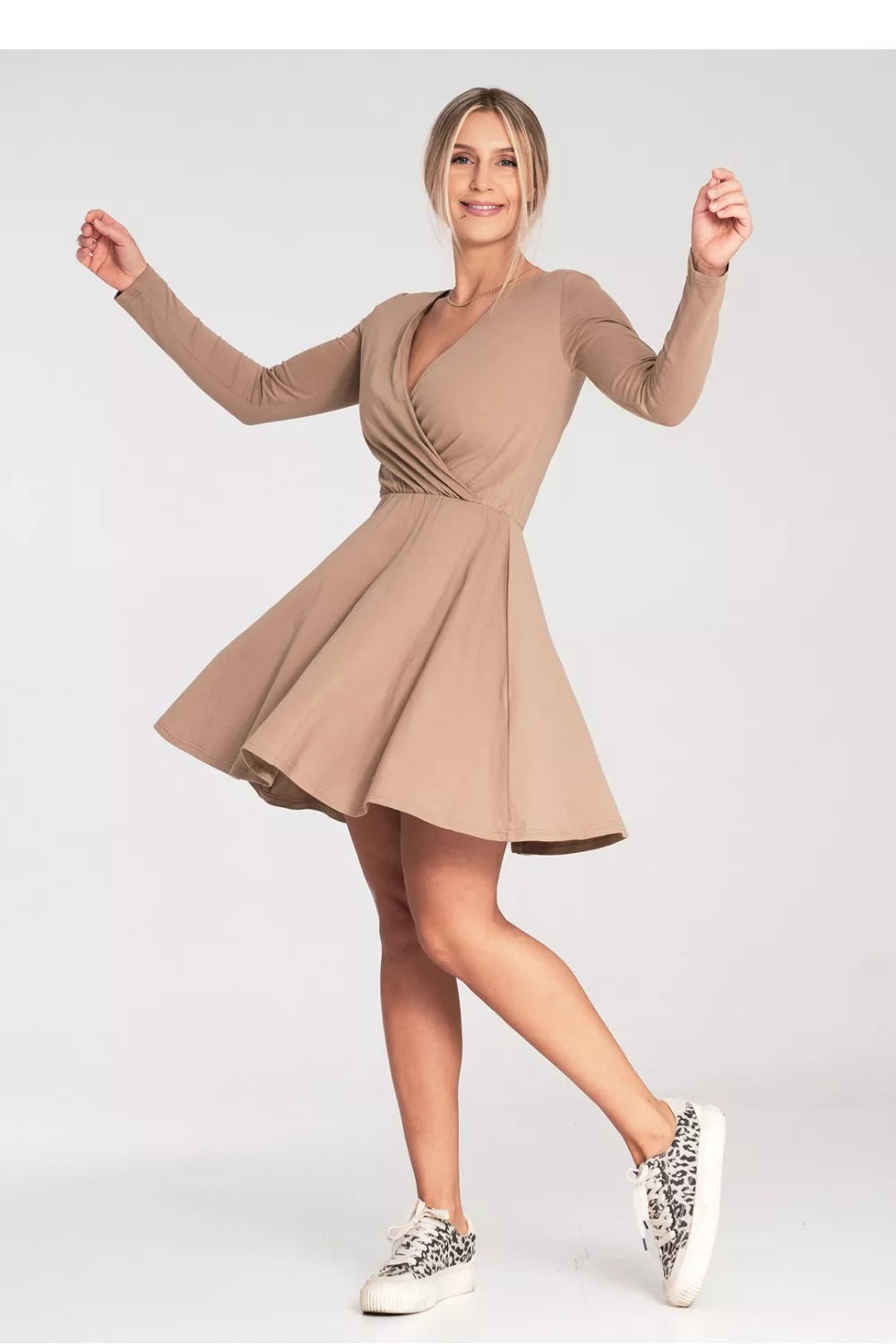 Suknelė modelis 203142 Figl