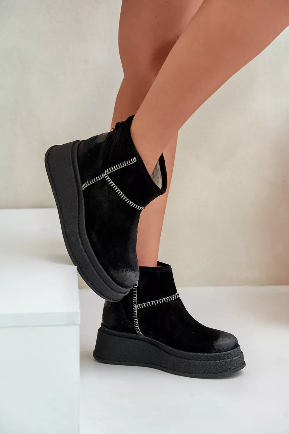 Sniego batai, modelis 203577. Ženkite į stilių