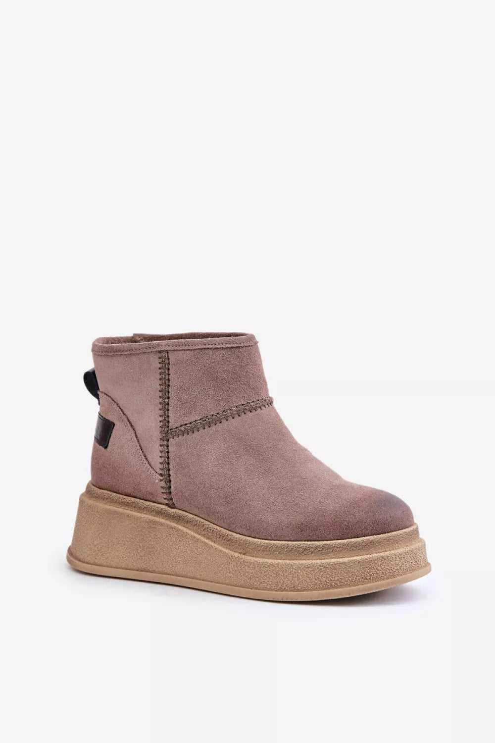 Sniego batai, modelis 203579. Ženkite į stilių