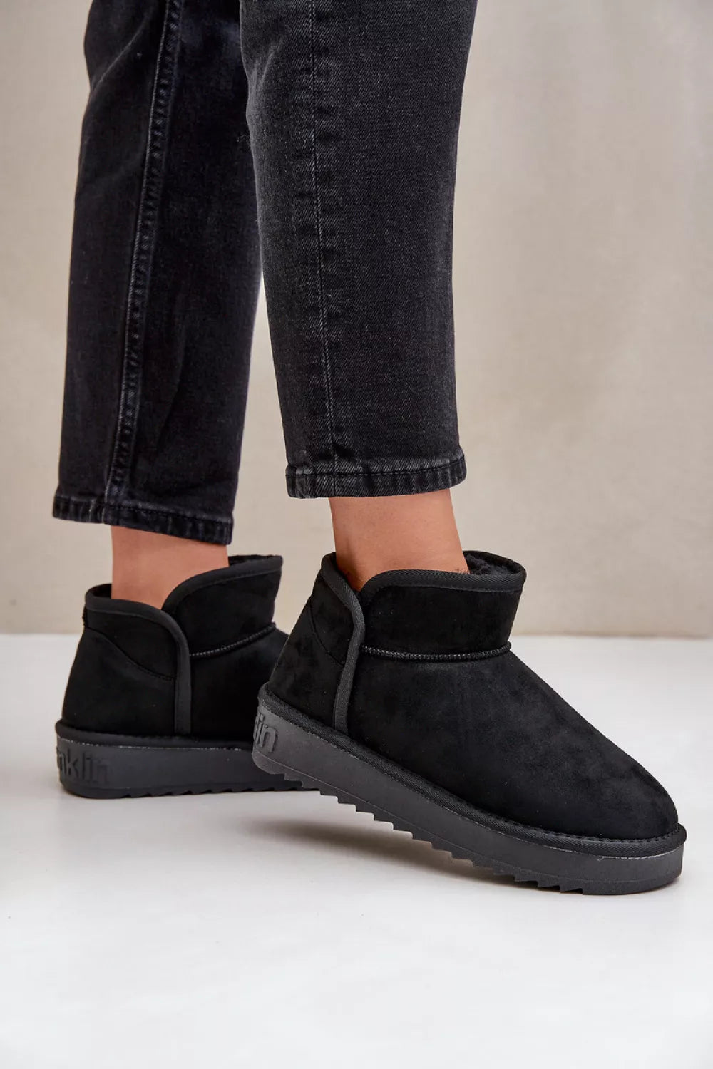 Sniego batai, modelis 203884. Ženkite į stilių.