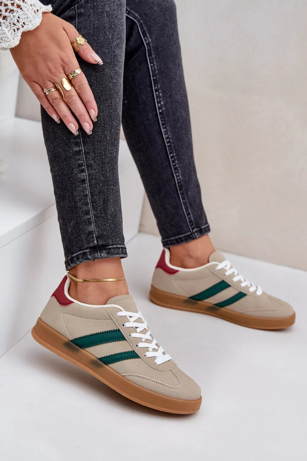 Sportiniai batai, modelis 203911. Ženkite į stilių