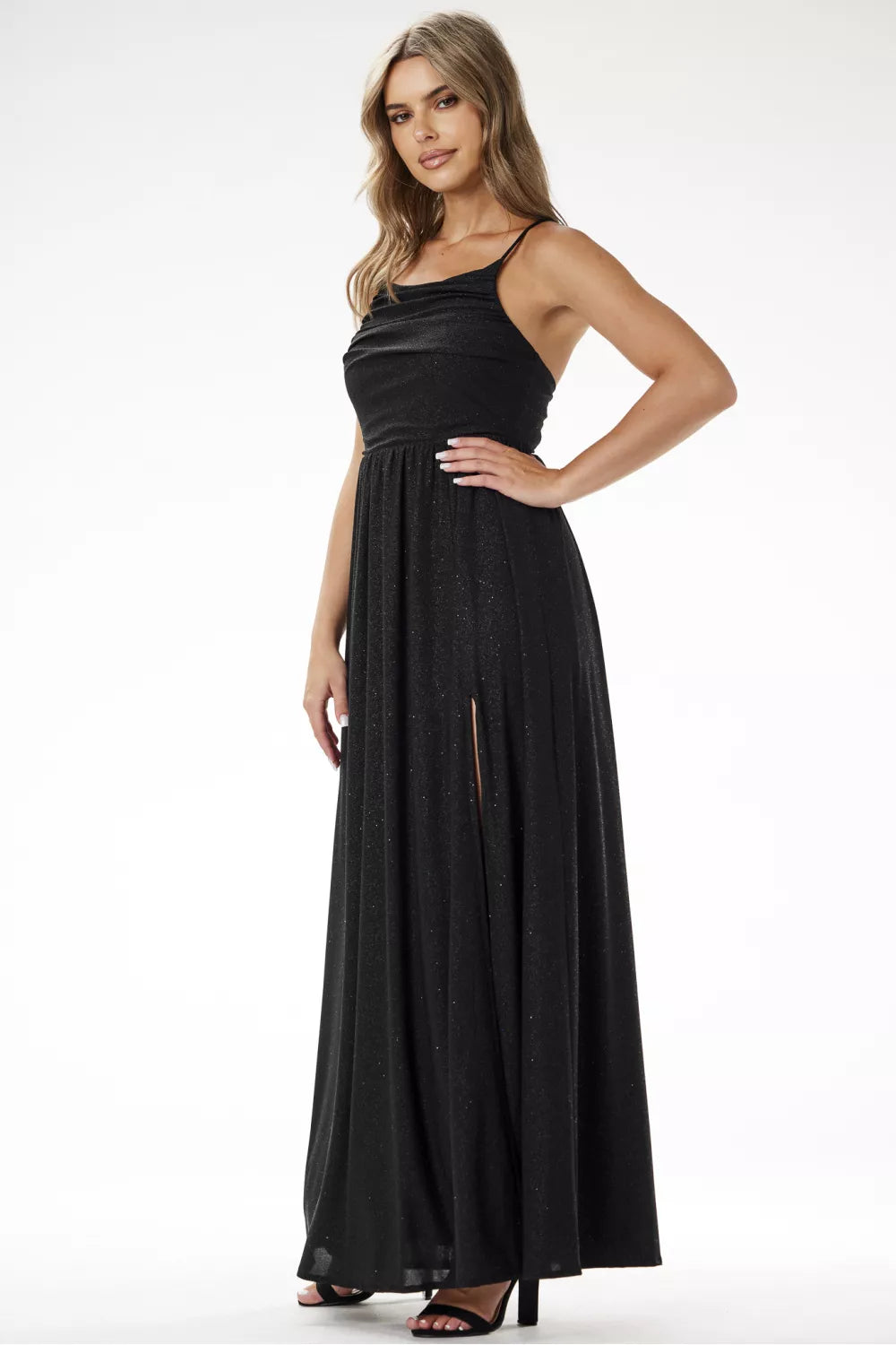 Ilga suknelė, modelis 204264 awama