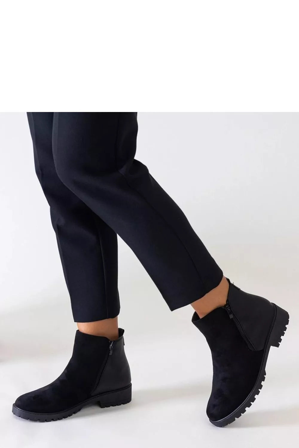 Batai, modelis 204572 Solea