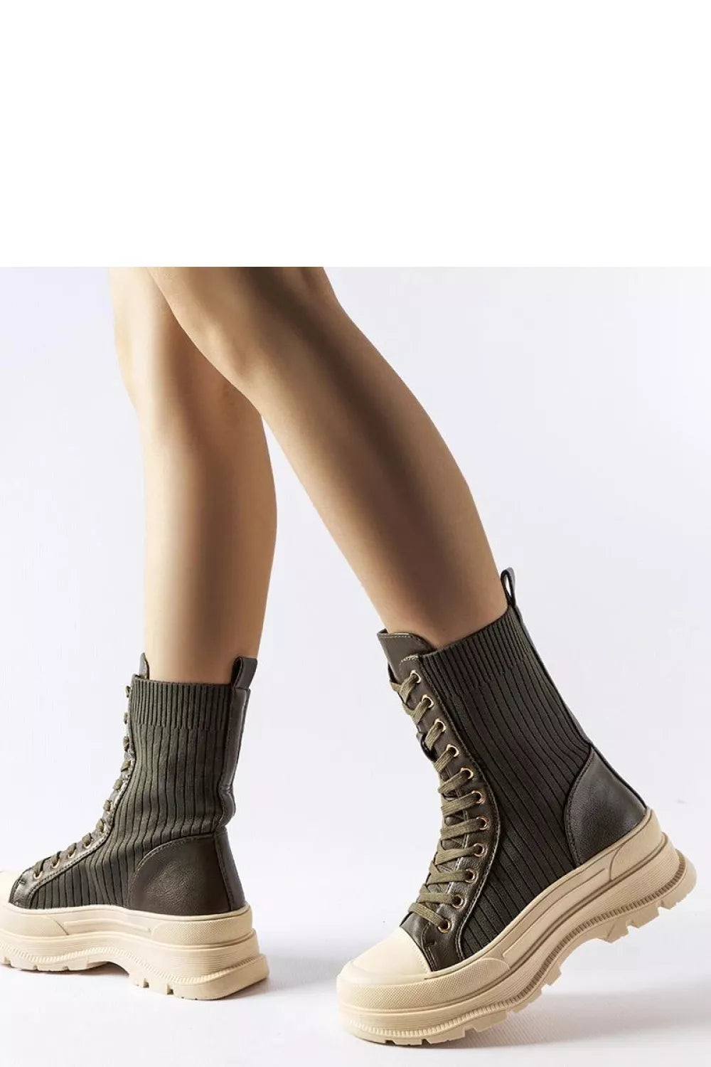 Batai, modelis 204595 Solea