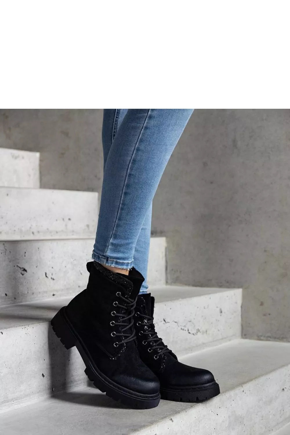 Batai, modelis 204602 Solea