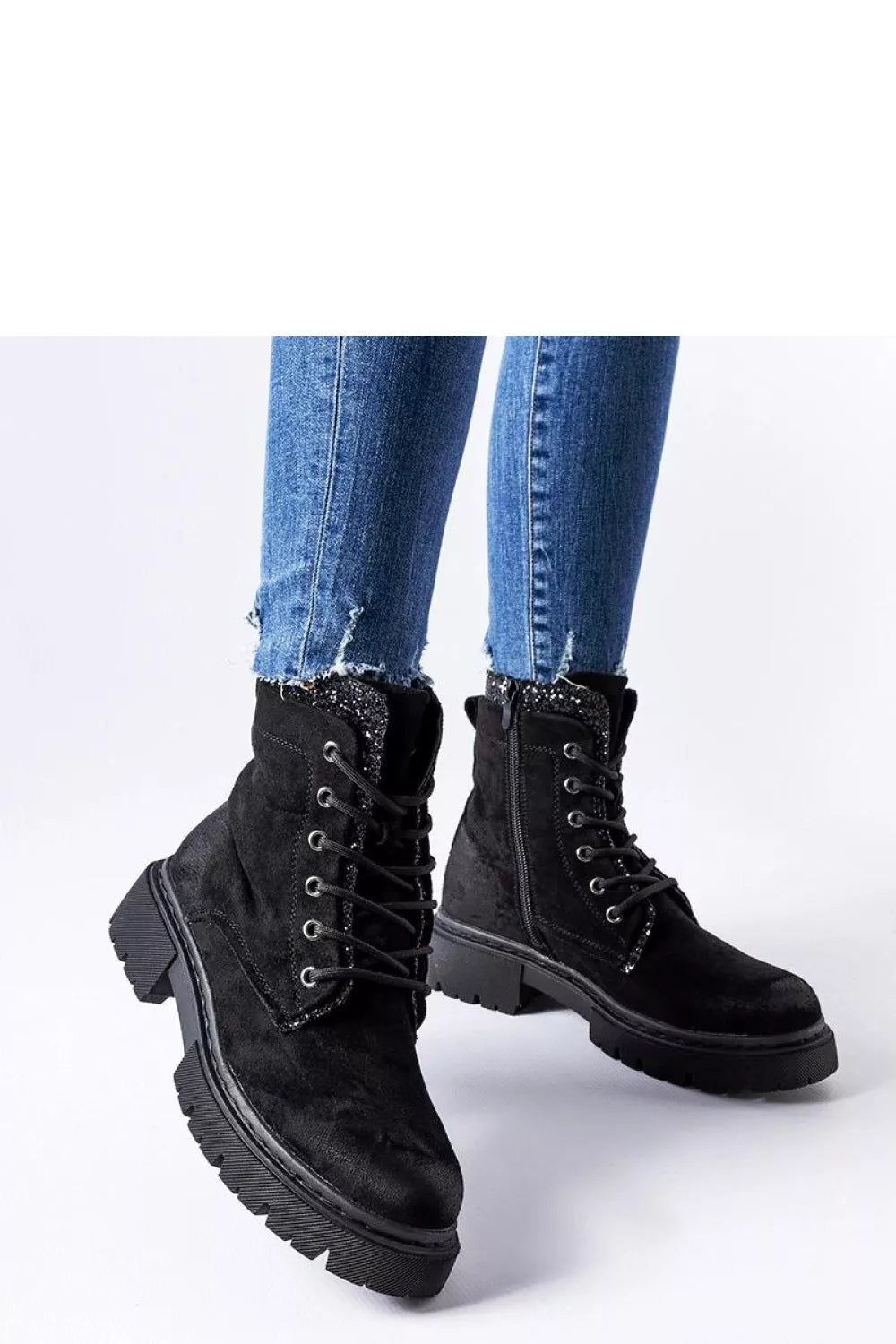 Batai, modelis 204602 Solea