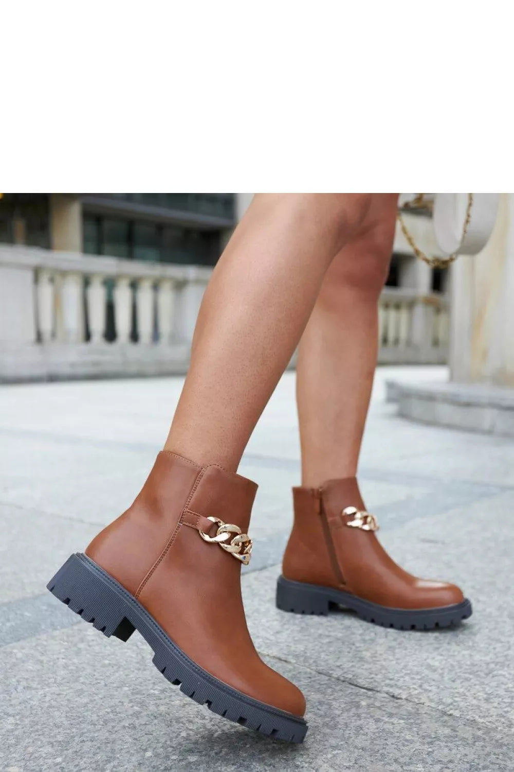 Batai, modelis 204604 Solea