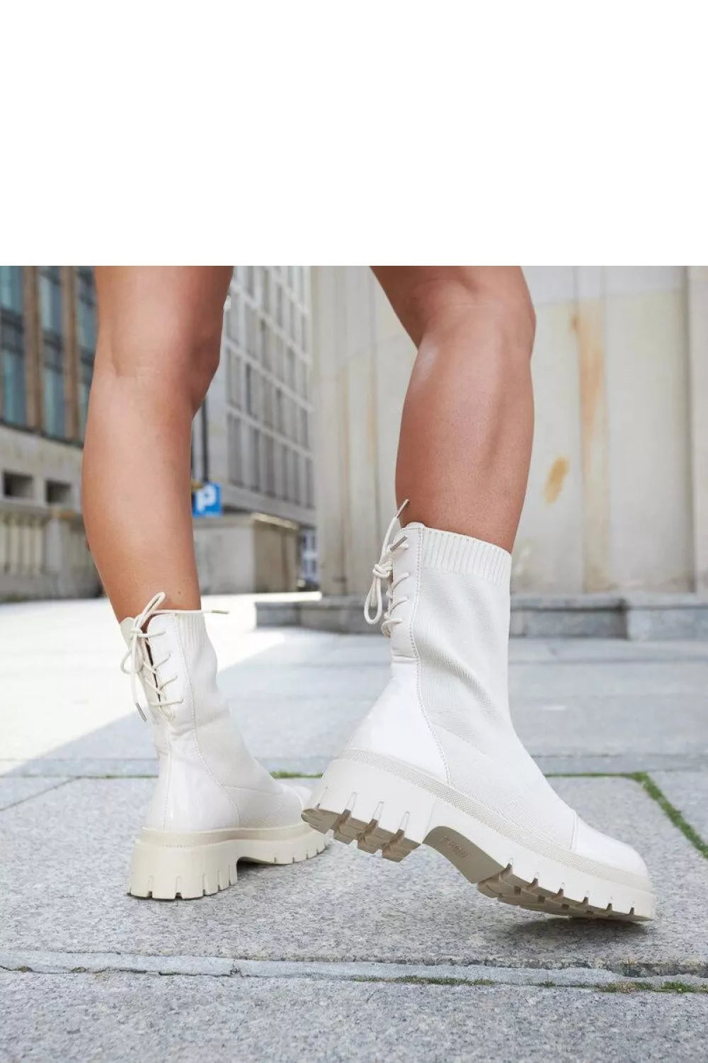 Batai, modelis 204605 Solea