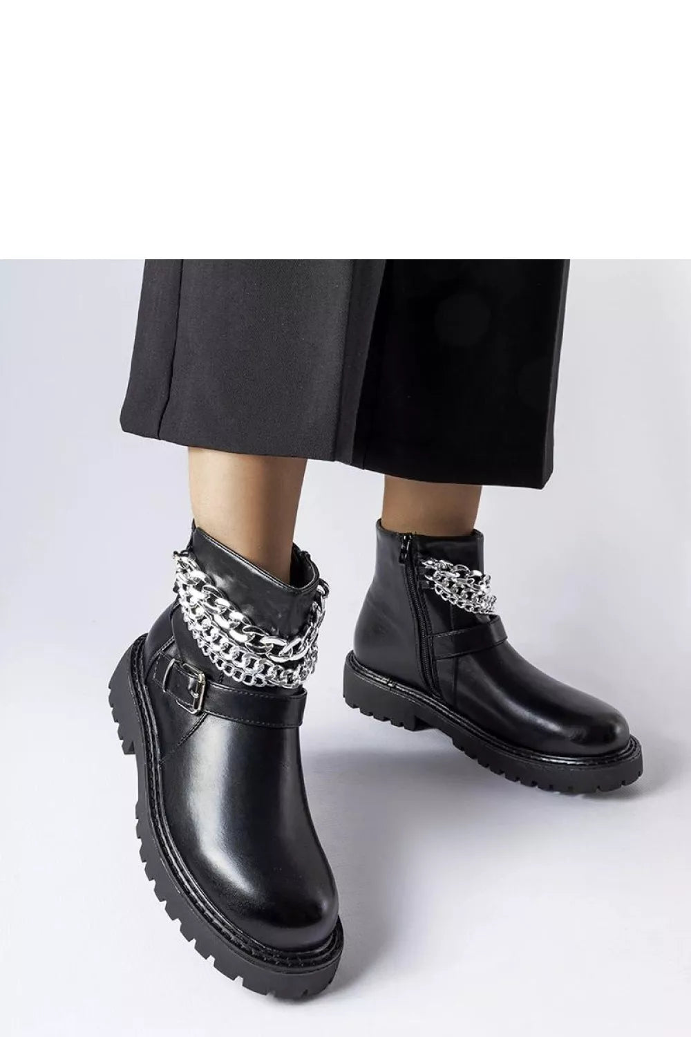 Batai, modelis 204618 Solea