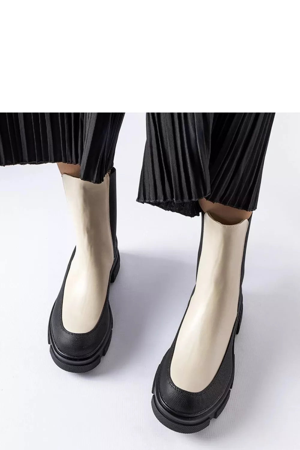 Batai, modelis 204622 Solea