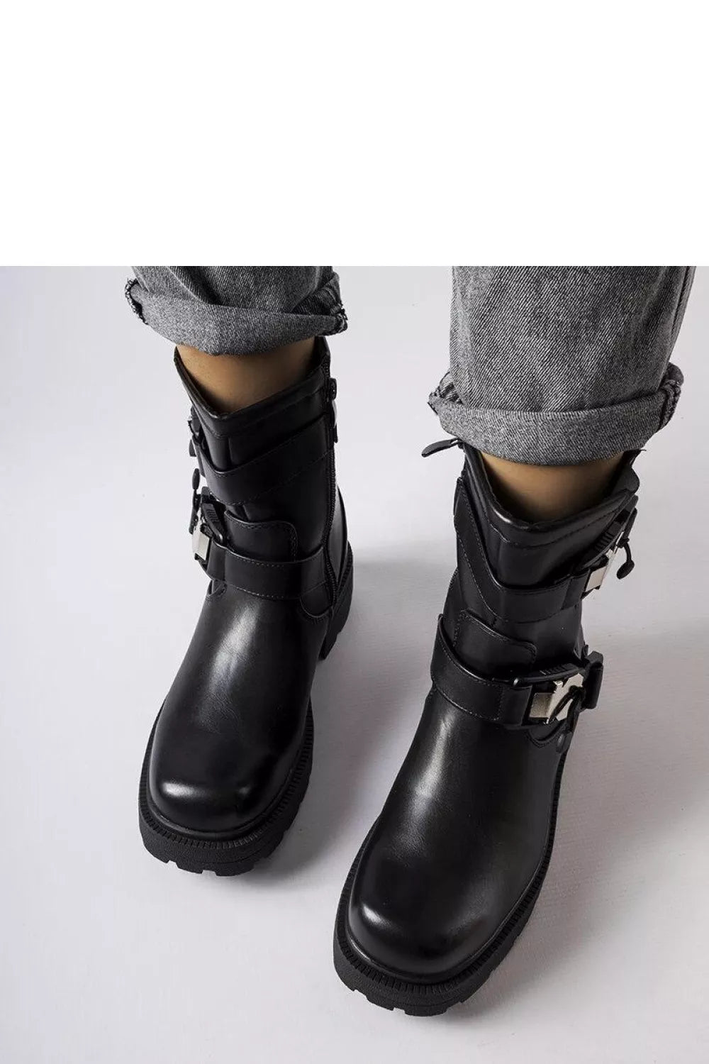 Batai, modelis 204624 Solea