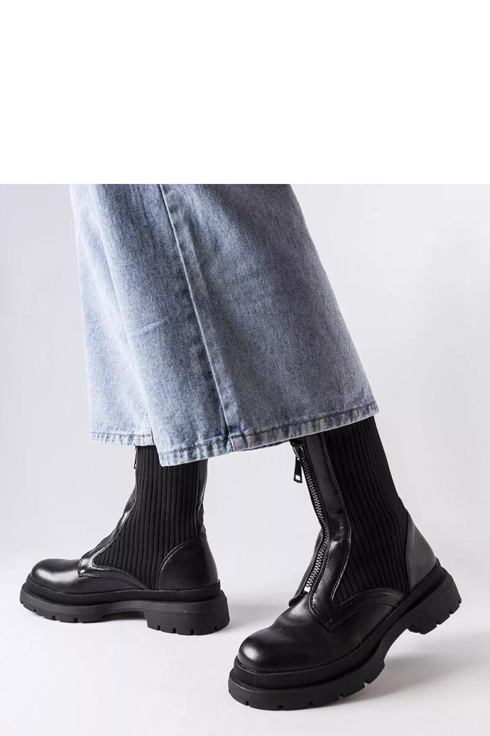 Batai, modelis 204626 Solea