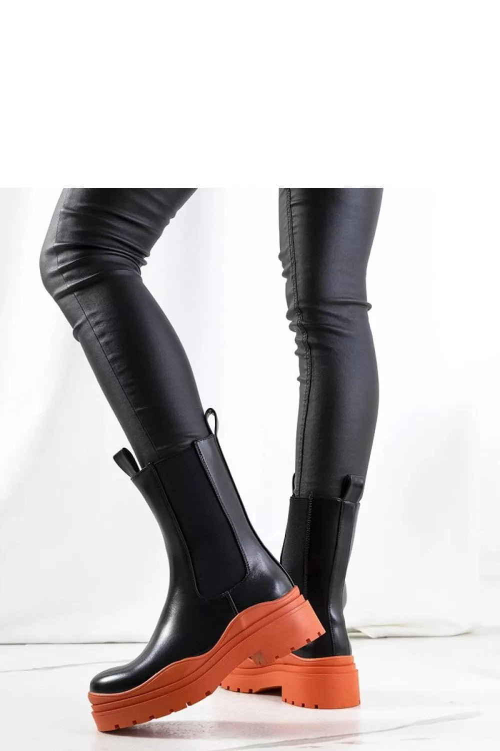 Batai, modelis 204639 Solea