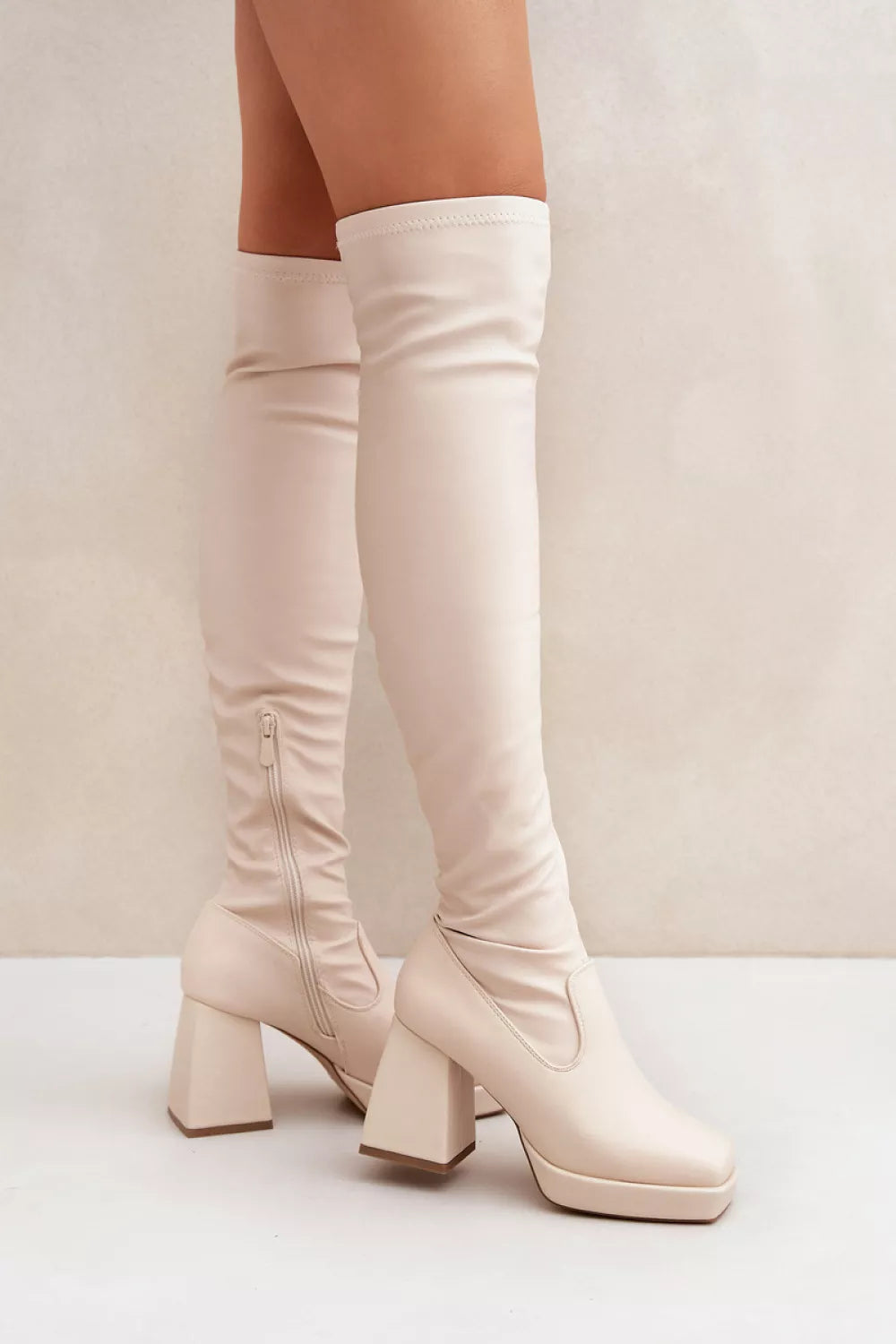 Kulniniai batai modelis 204664 Step in style