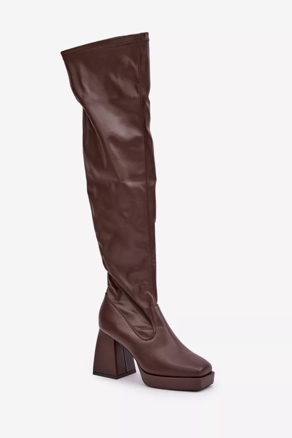 Aulinukai su kulnu, modelis 204666 Step in style
