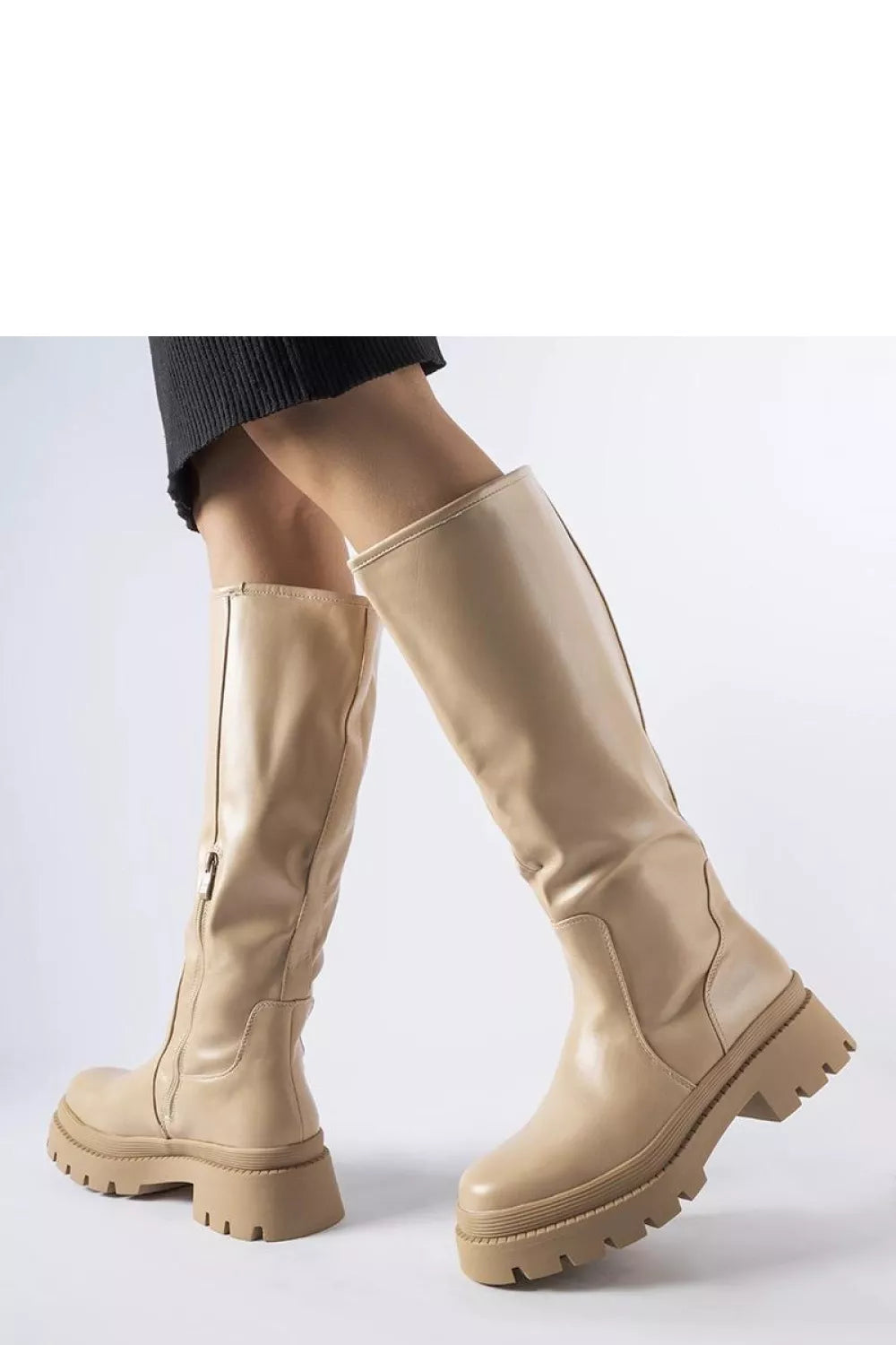 Aukštakulniai batai modelis 204719 Solea