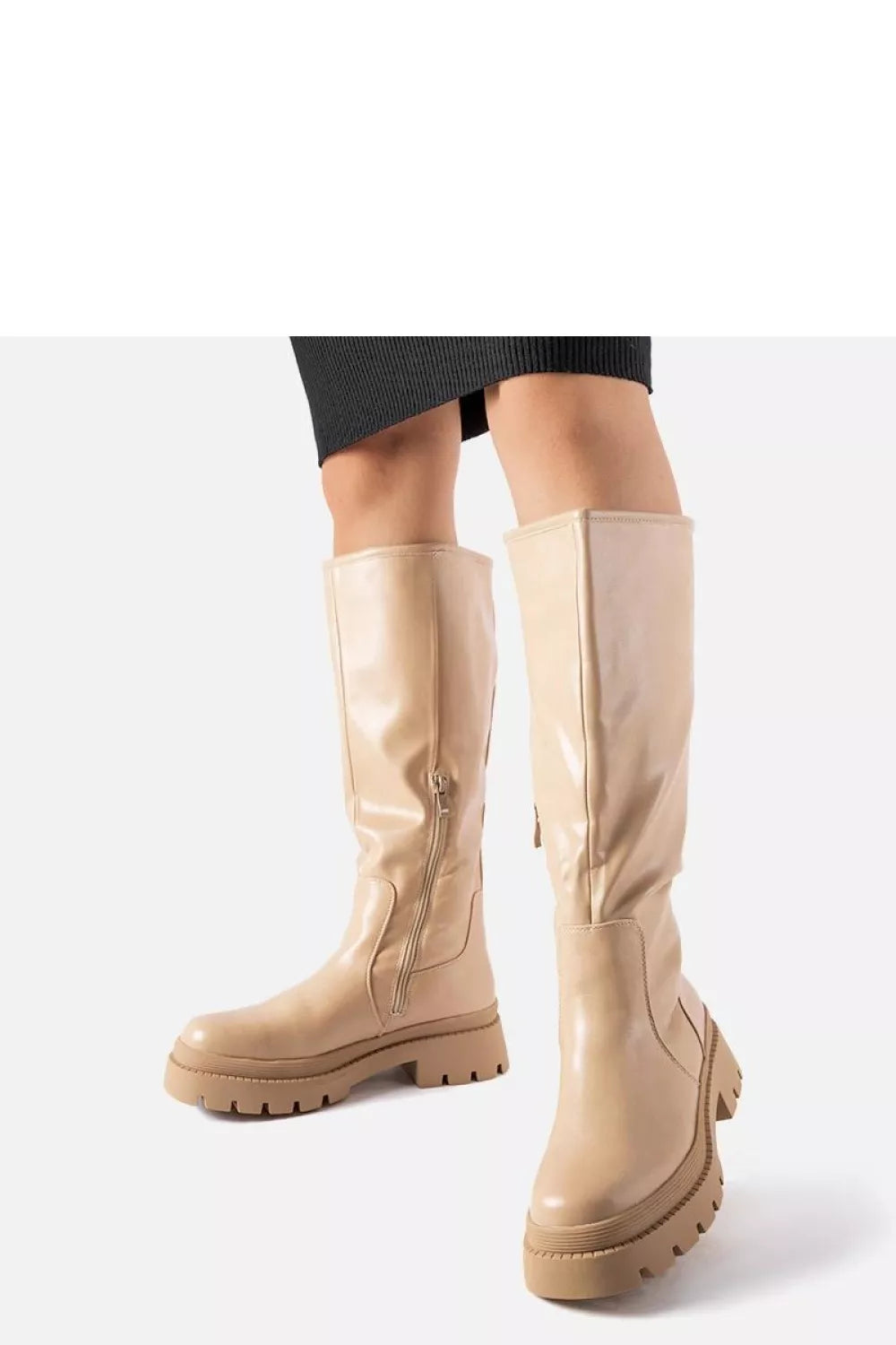 Aukštakulniai batai modelis 204719 Solea