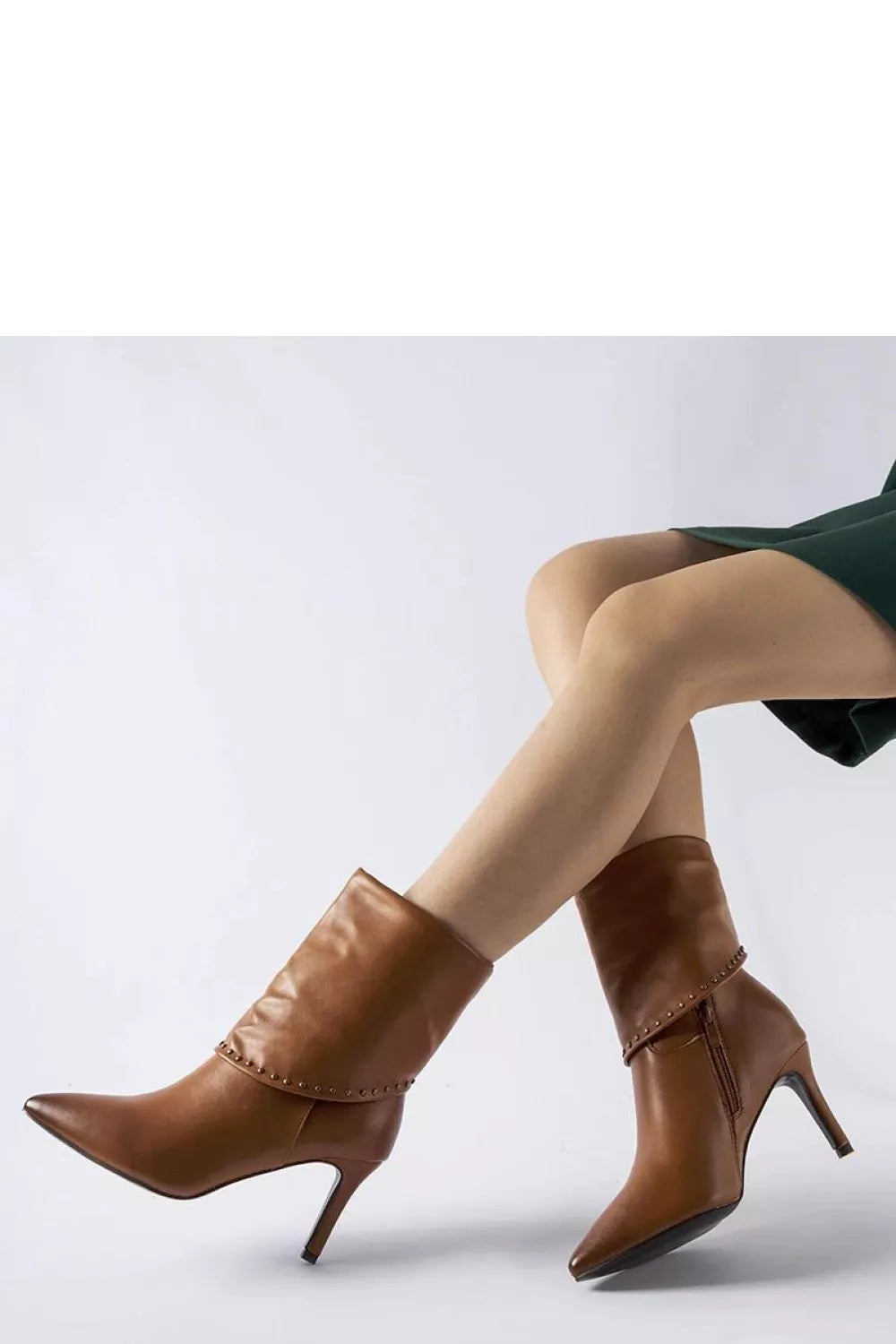 Auliniai batai su kulnais, modelis 204734 Solea