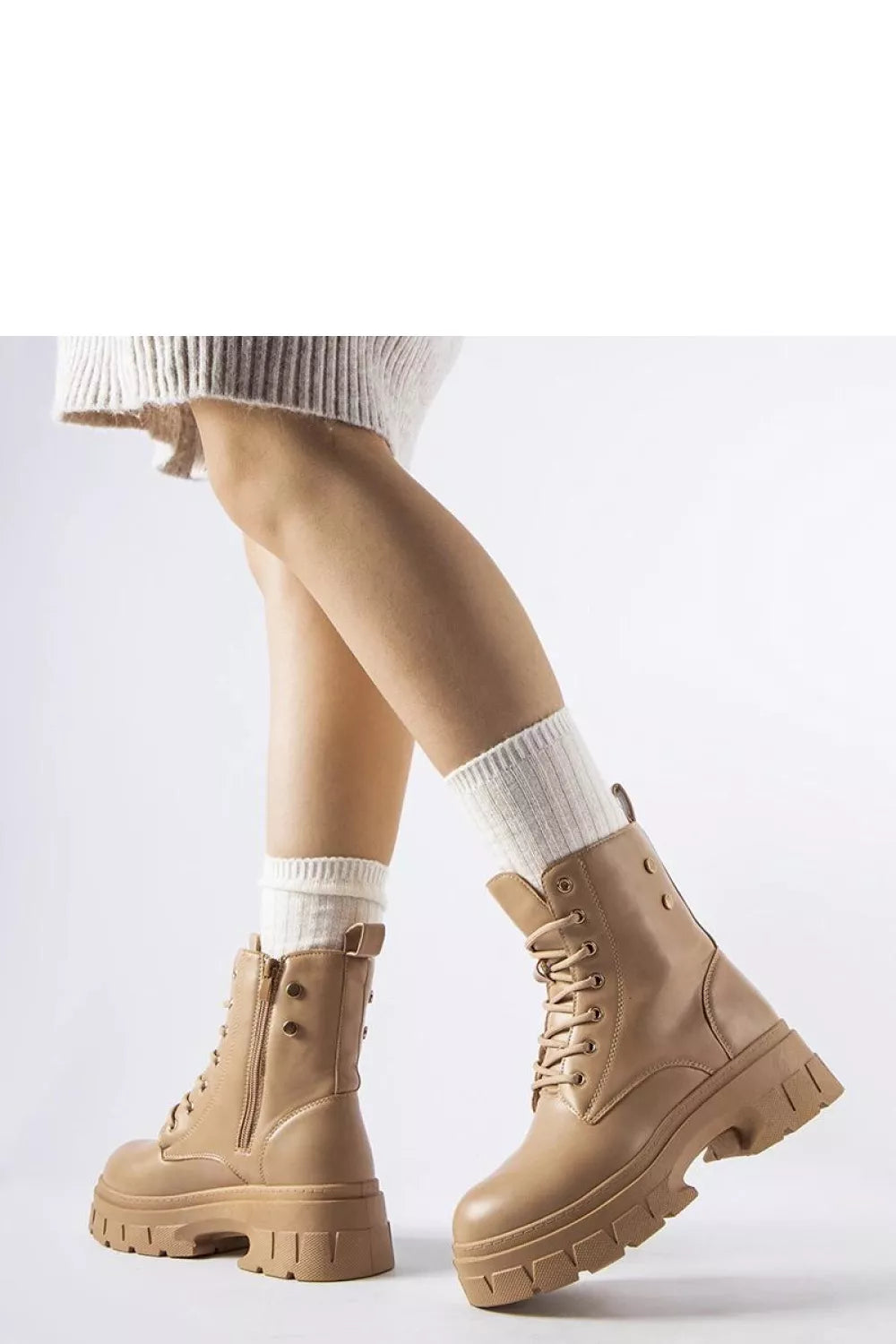 Batai, modelis 204829 Solea