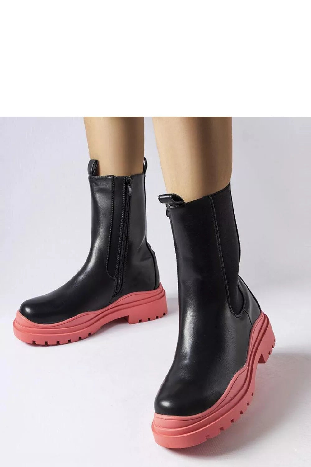 Batai, modelis 204838 Solea