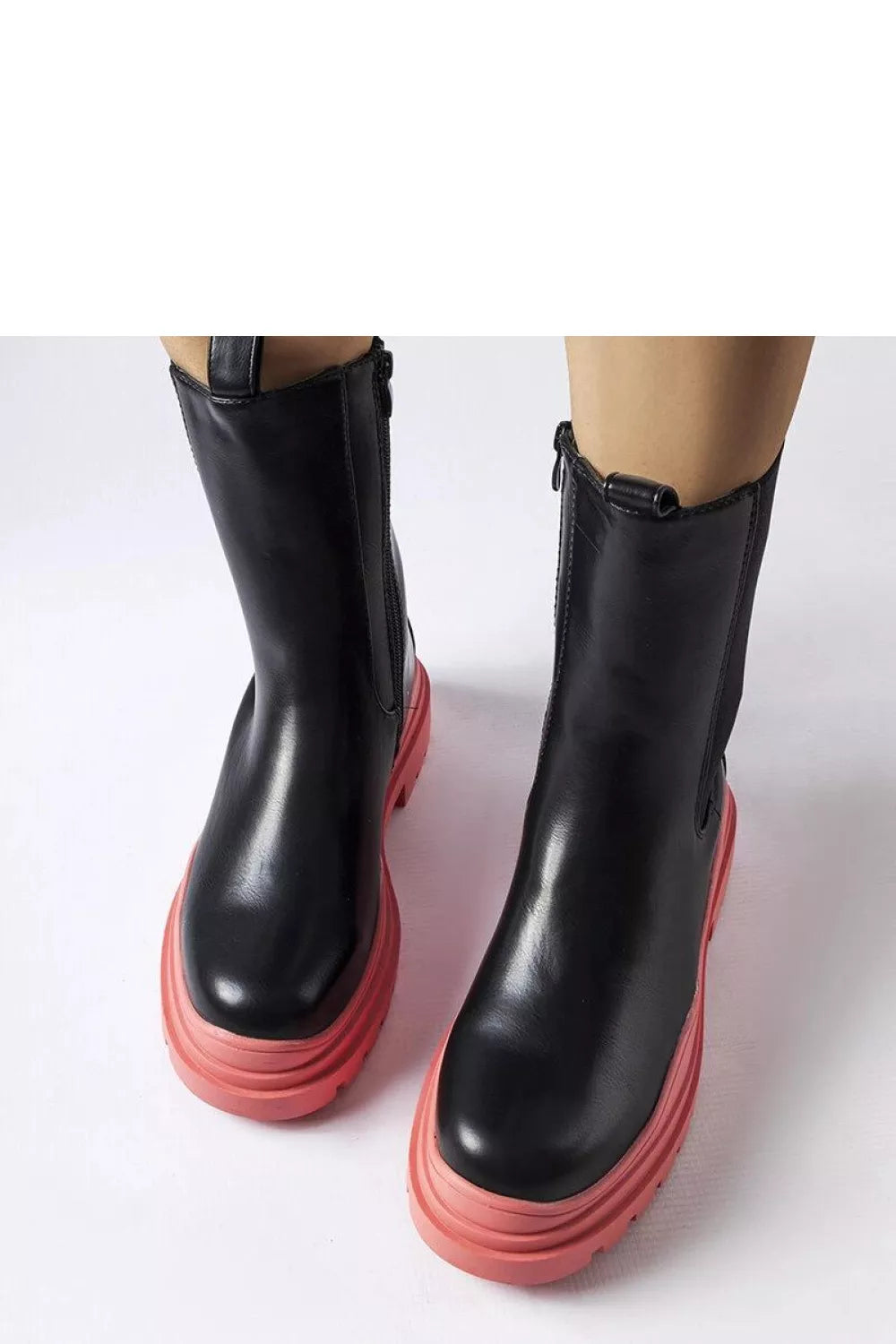 Batai, modelis 204838 Solea