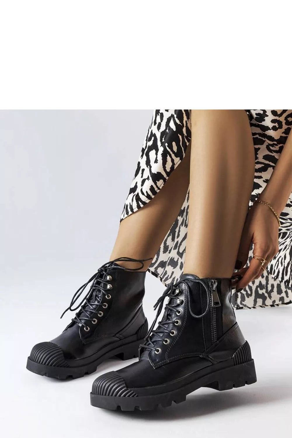 Batai, modelis 204842 Solea