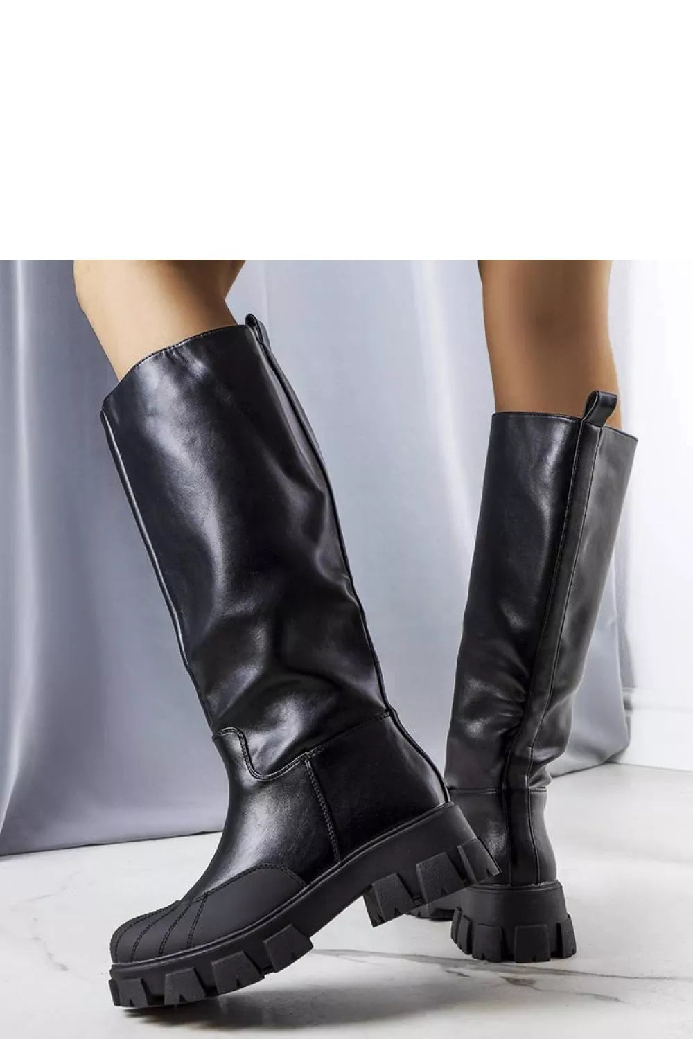 Aukštakulniai batai modelis 204844 Solea