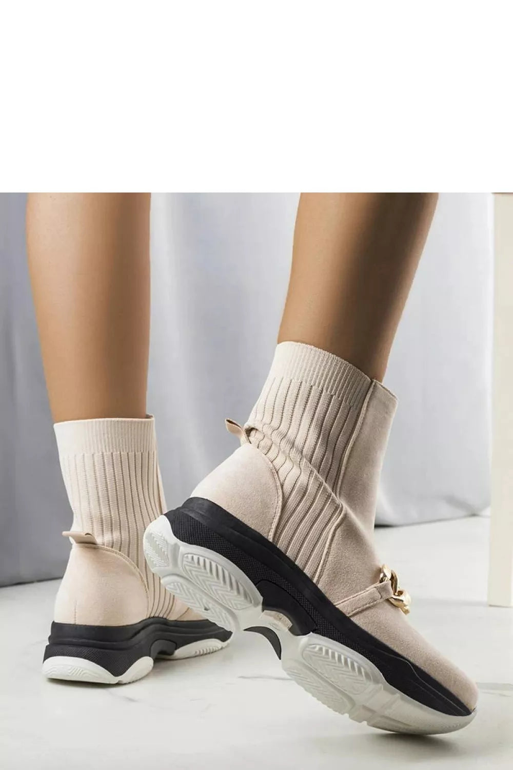 Batai, modelis 204845 Solea