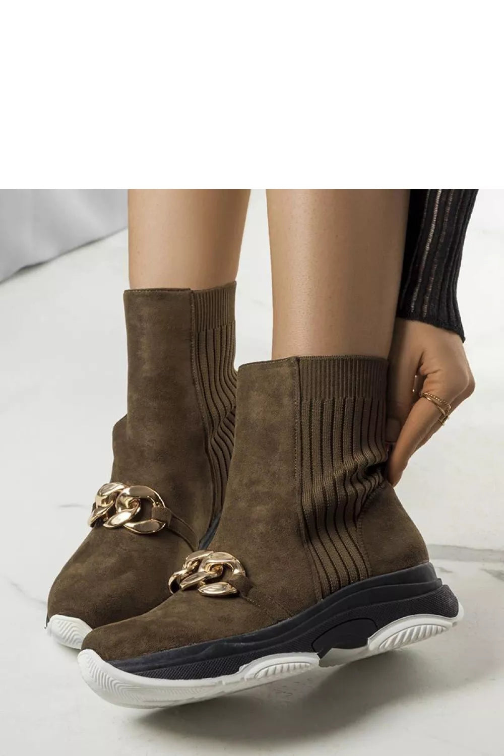 Batai, modelis 204846 Solea