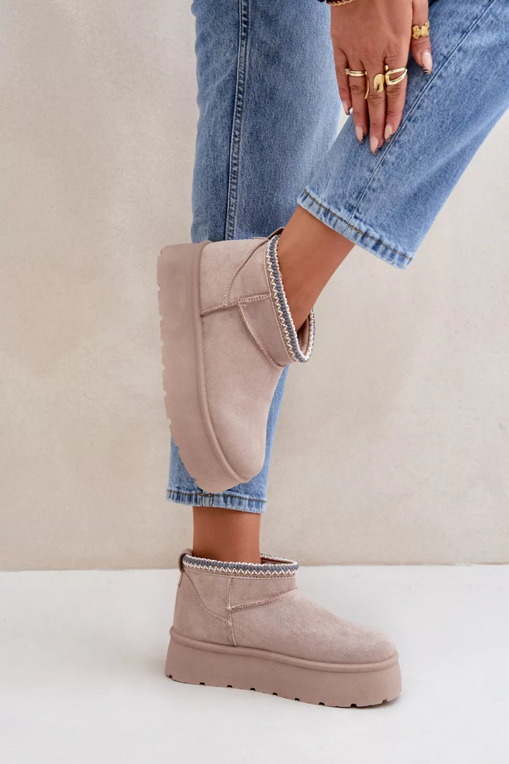 Sniego batai, modelis 204886. Ženkite į stilių.