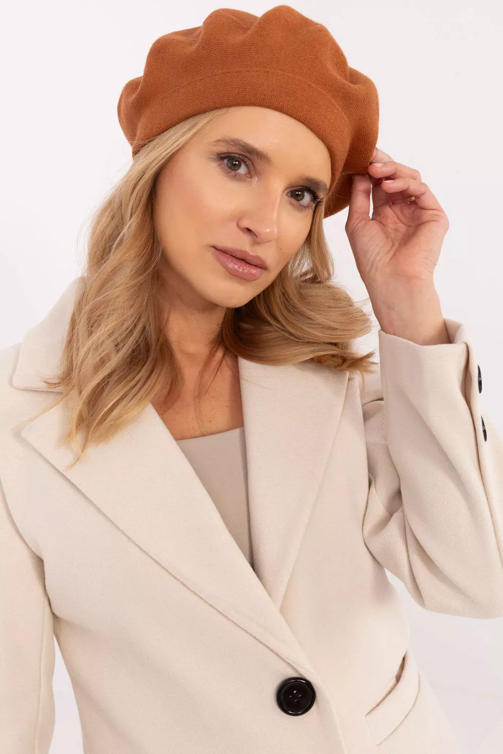 Baretė, modelis 204996 AT