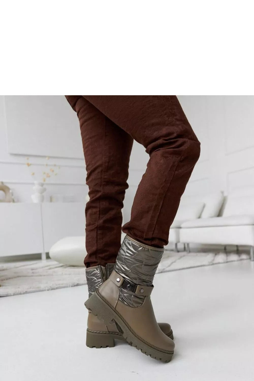 Batai, modelis 205051 Solea