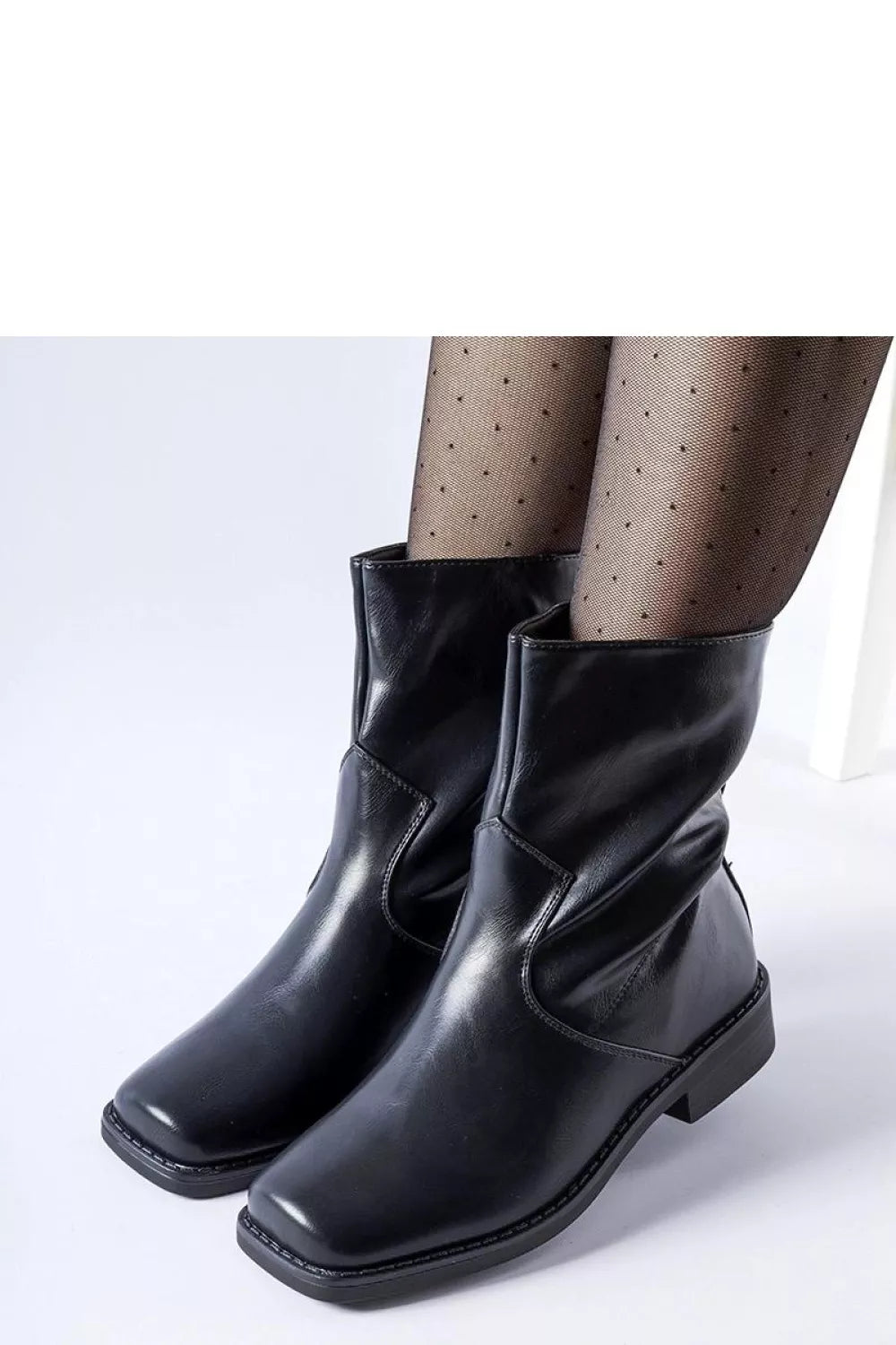 Batai, modelis 205094 „Solea“