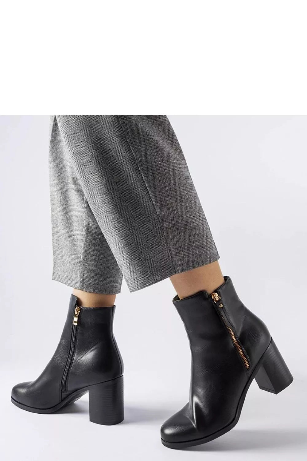 Auliniai batai su kulnais, modelis 205097 Solea