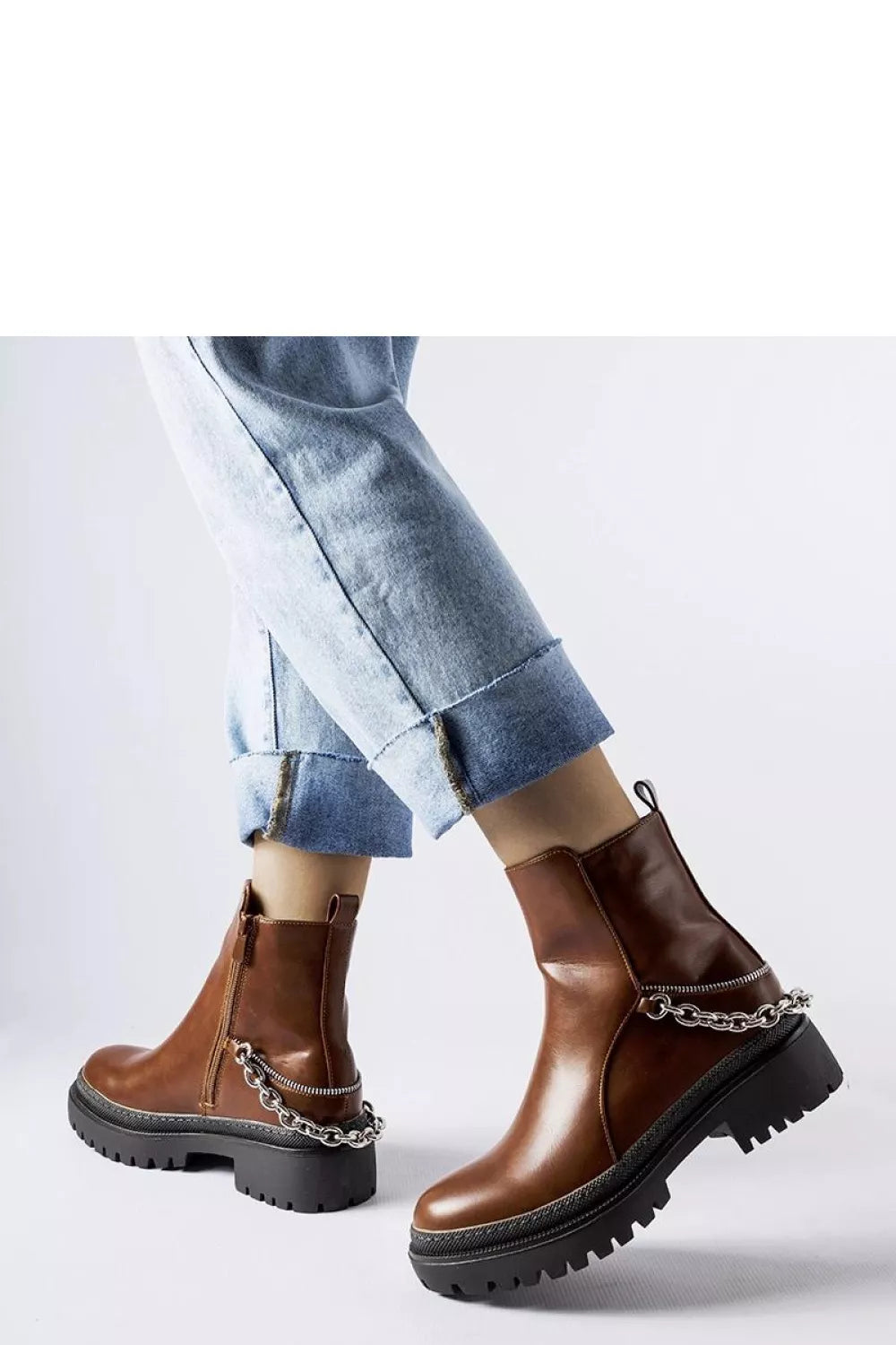 Batai, modelis 205113 Solea