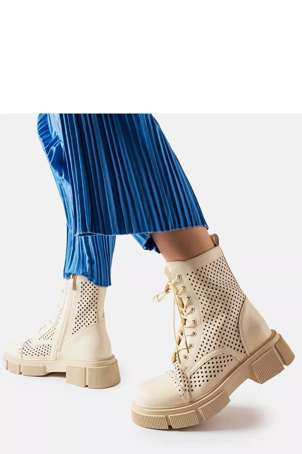 Batai, modelis 205119 Solea