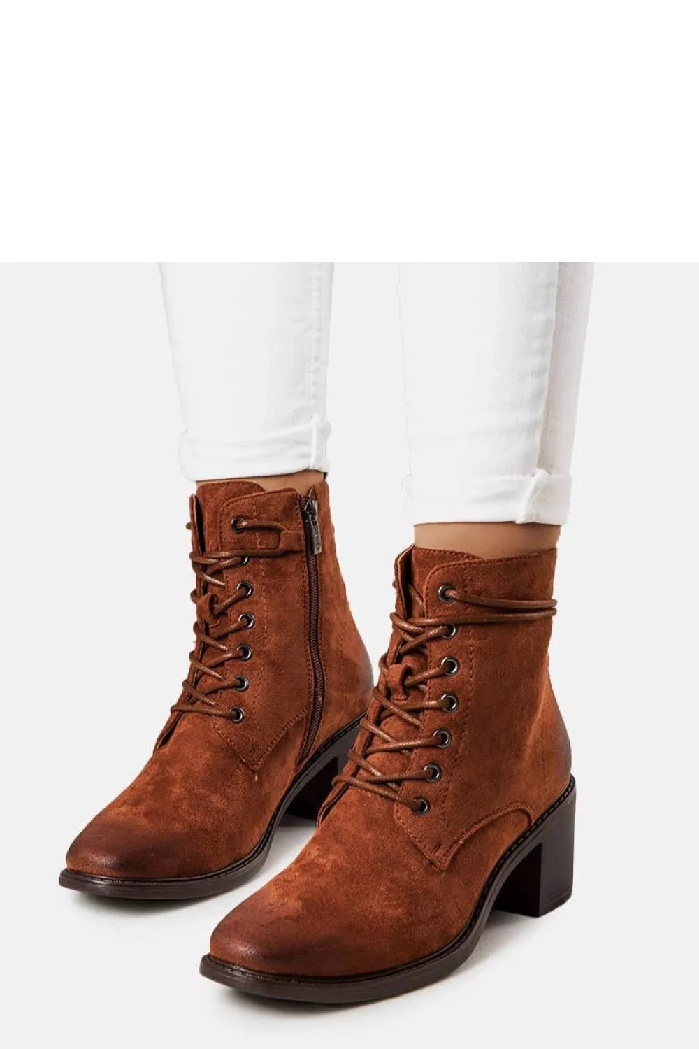 Auliniai batai su kulnais, modelis 205139 Solea