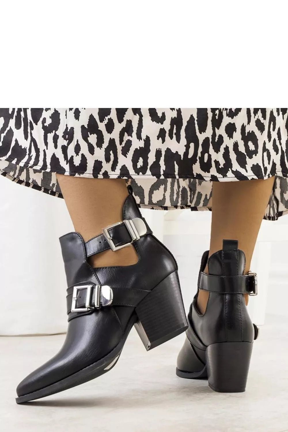 Batai, modelis 205153 Solea