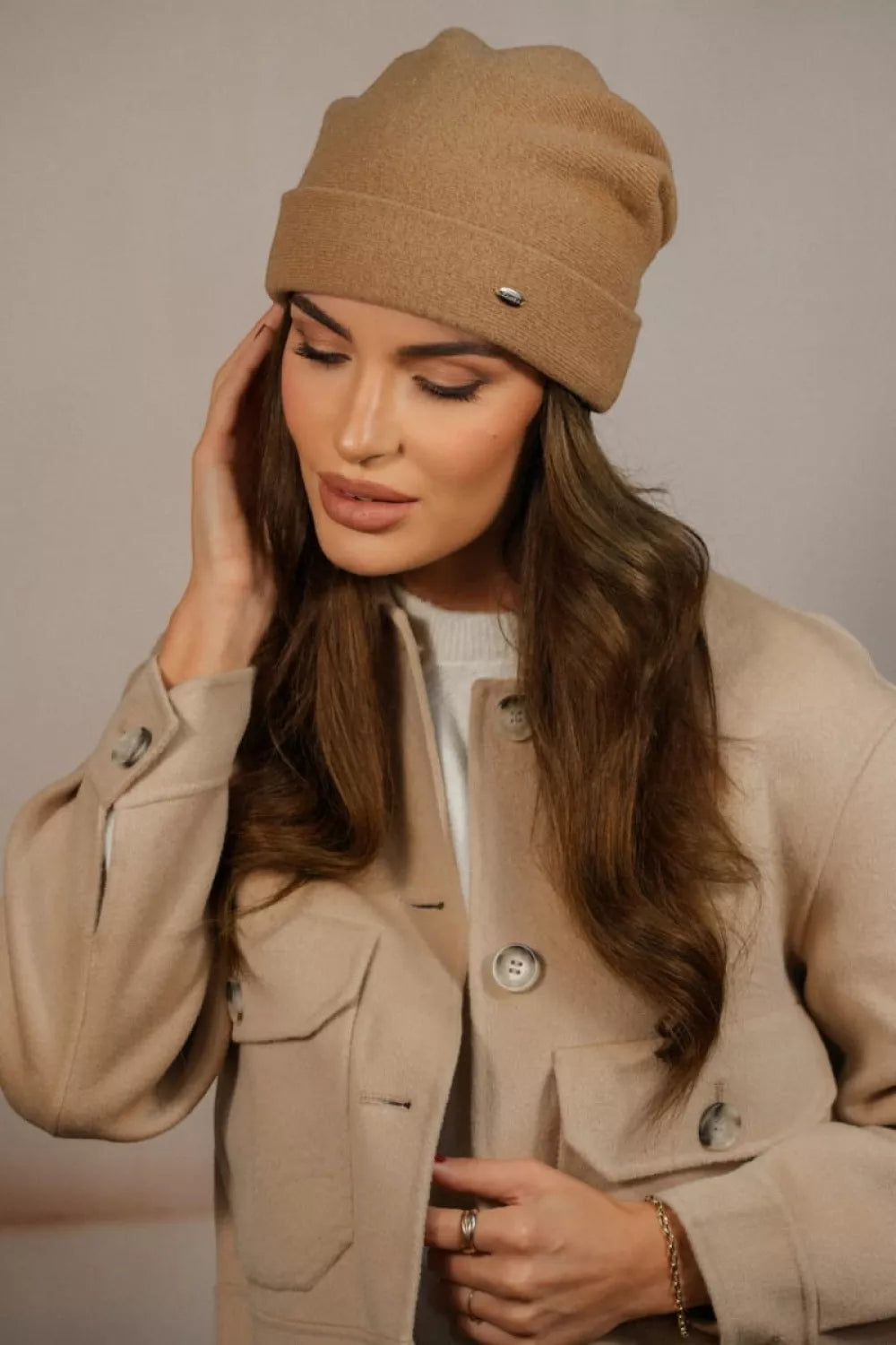 Kepurė modelis 205204 Kamea